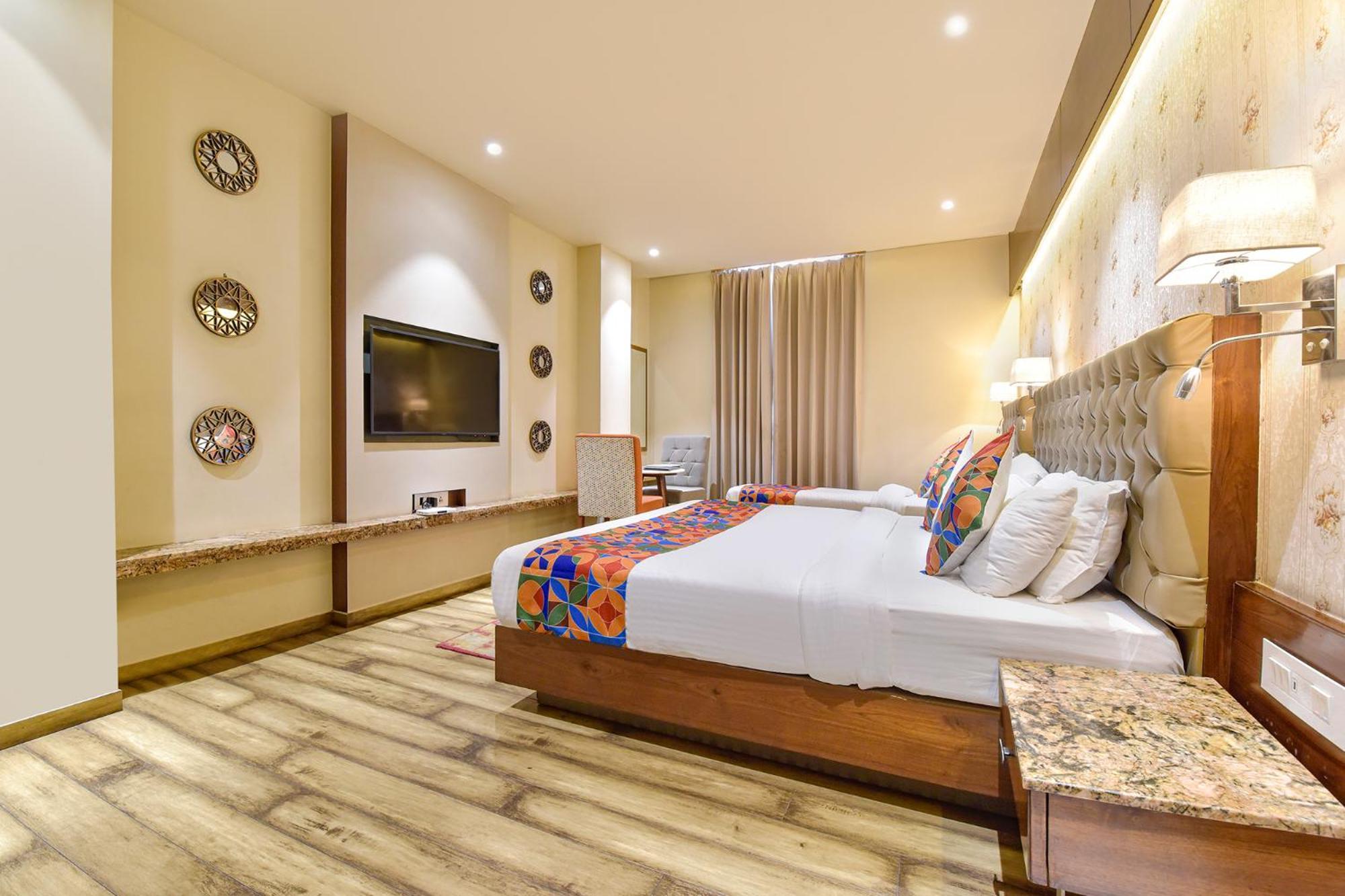 Fabhotel Jaipur Luxe Exteriör bild