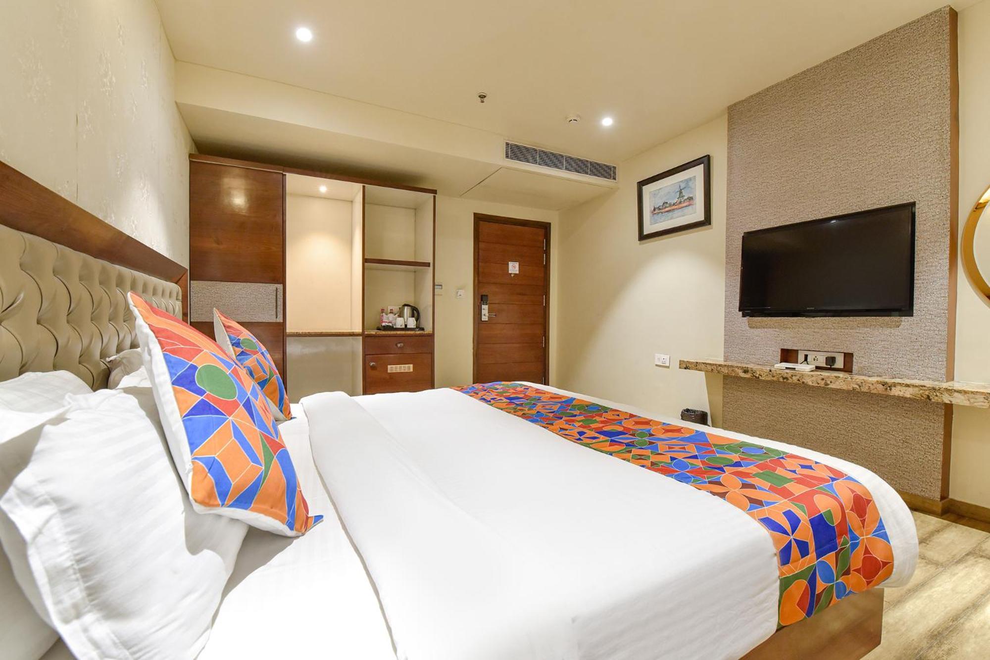 Fabhotel Jaipur Luxe Exteriör bild